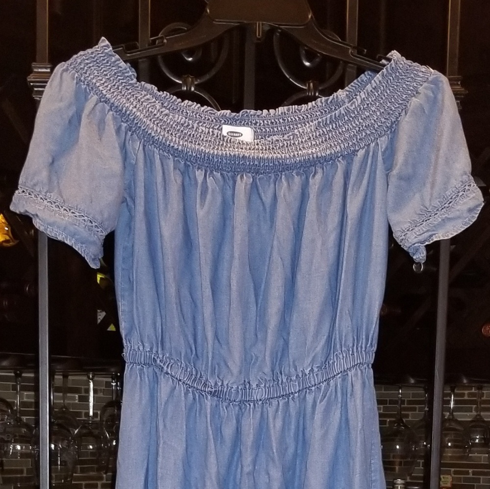 Old Navy Chambray Off The Shoulder Dress - Picture 7 of 8